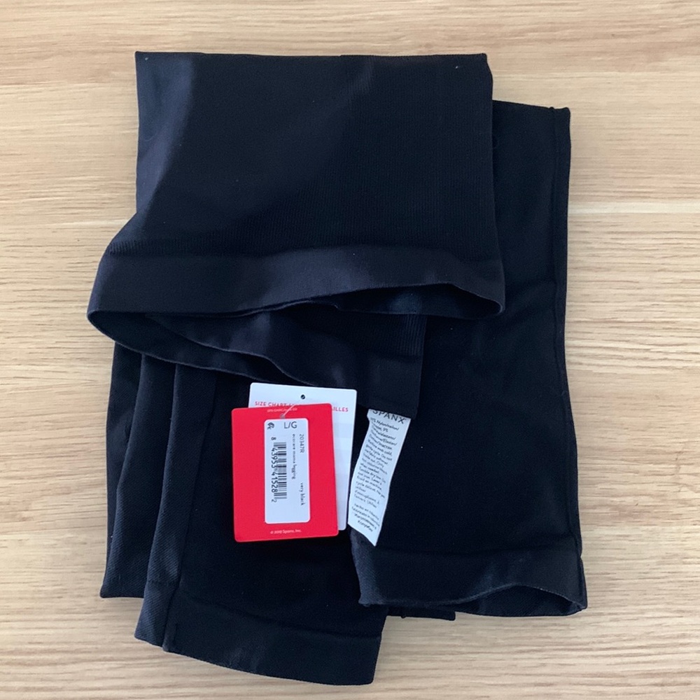 SPANX Size Large new with tags very black eco care mama legging